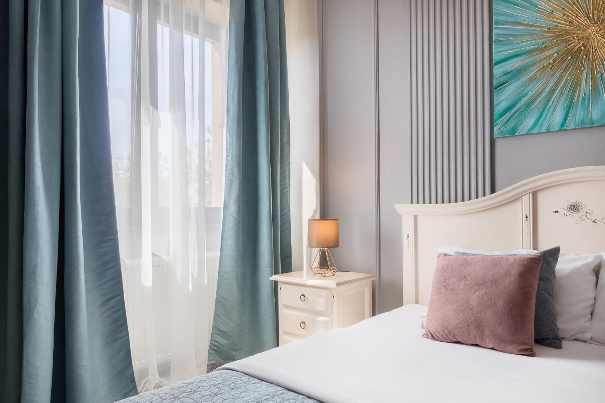 Moonlight Central Apartments Oradea Eksteriør bilde